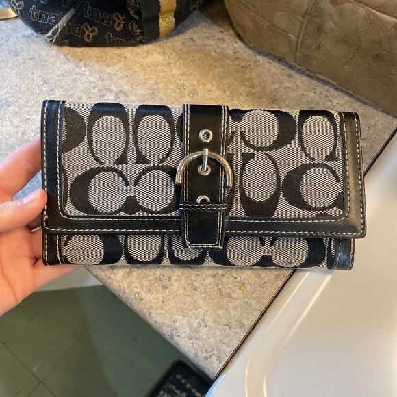 Couch Accessories - Vintage couch wallet